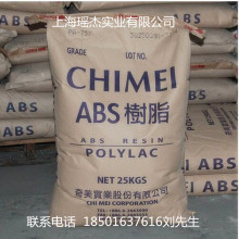 剪指甲工作量大增！美国一小猫凭29个脚趾打破世界纪录
